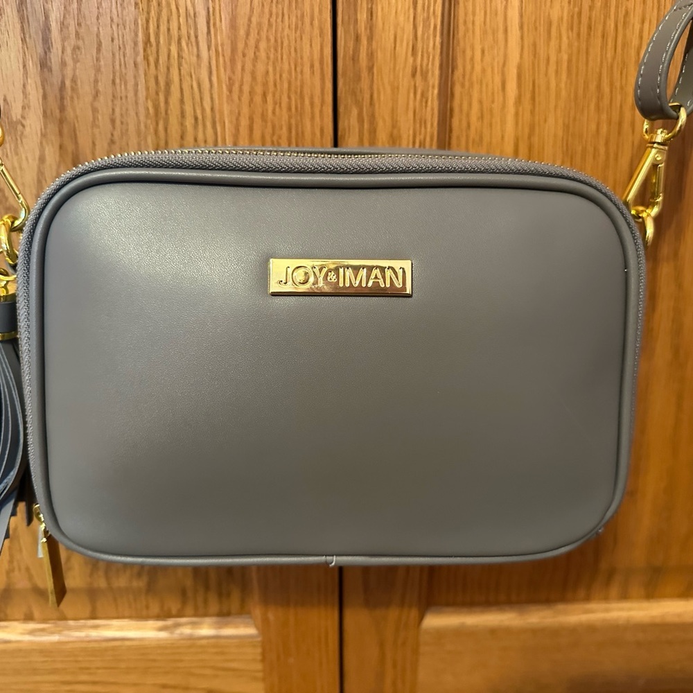 Joy & Iman Gray crossbody Bag with Gold Accents ! NWOT ! RIFD ! Leather !